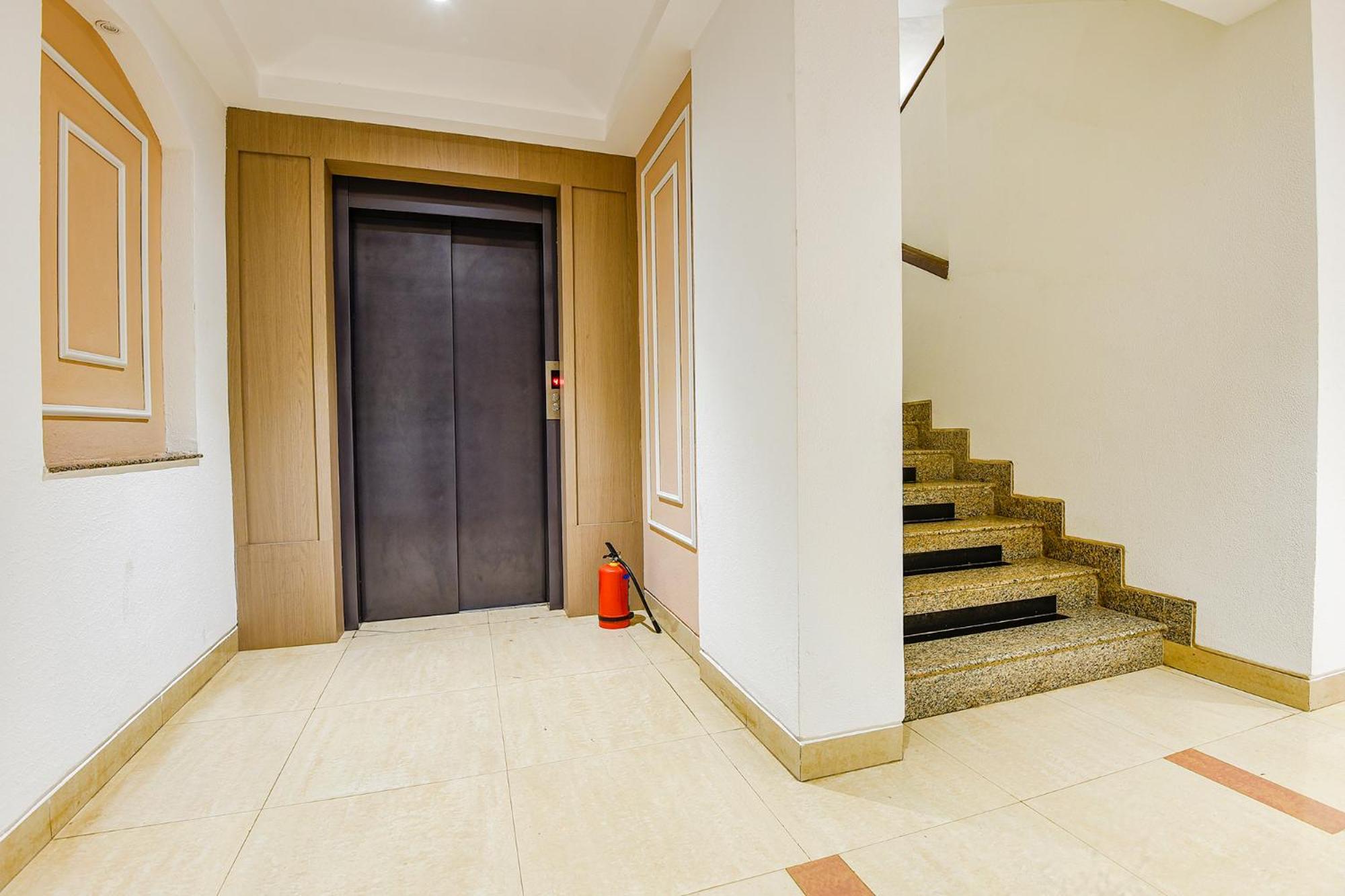 Fabhotel Prime Supreme - 700M From Vasco Da Gama Railway Station Marmagao Exterior foto